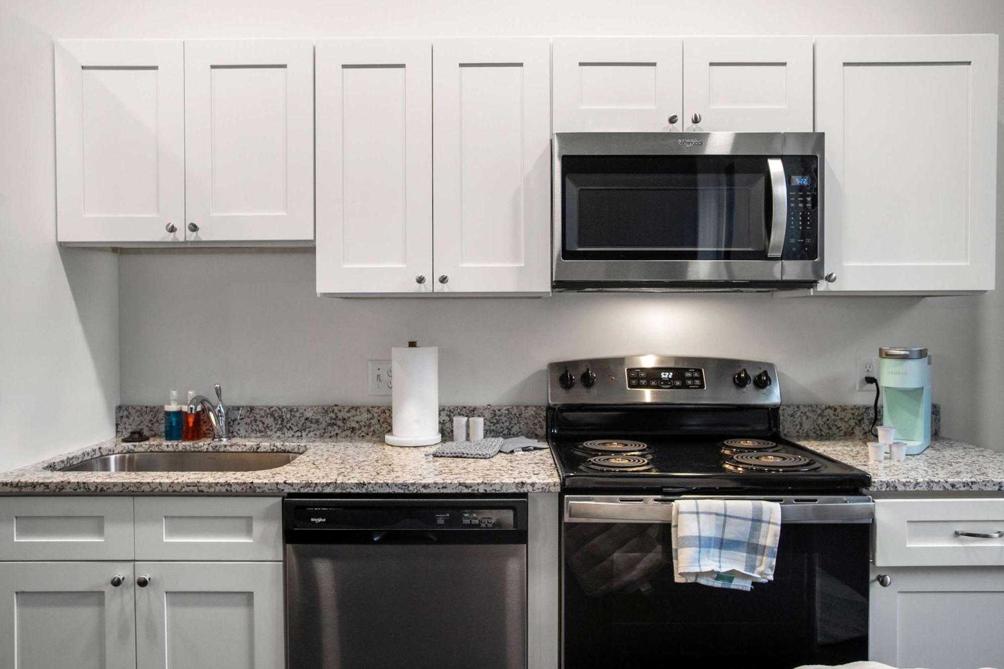 Cozysuites Stunning 1br In Downtown Pitts #23 Apartamento